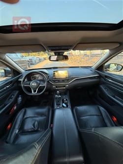 نيسان ألتيما